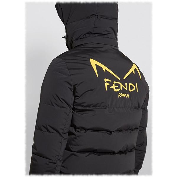 FENDI(フェンディ)　ディアボリックアイズ ダウンジャケット100935